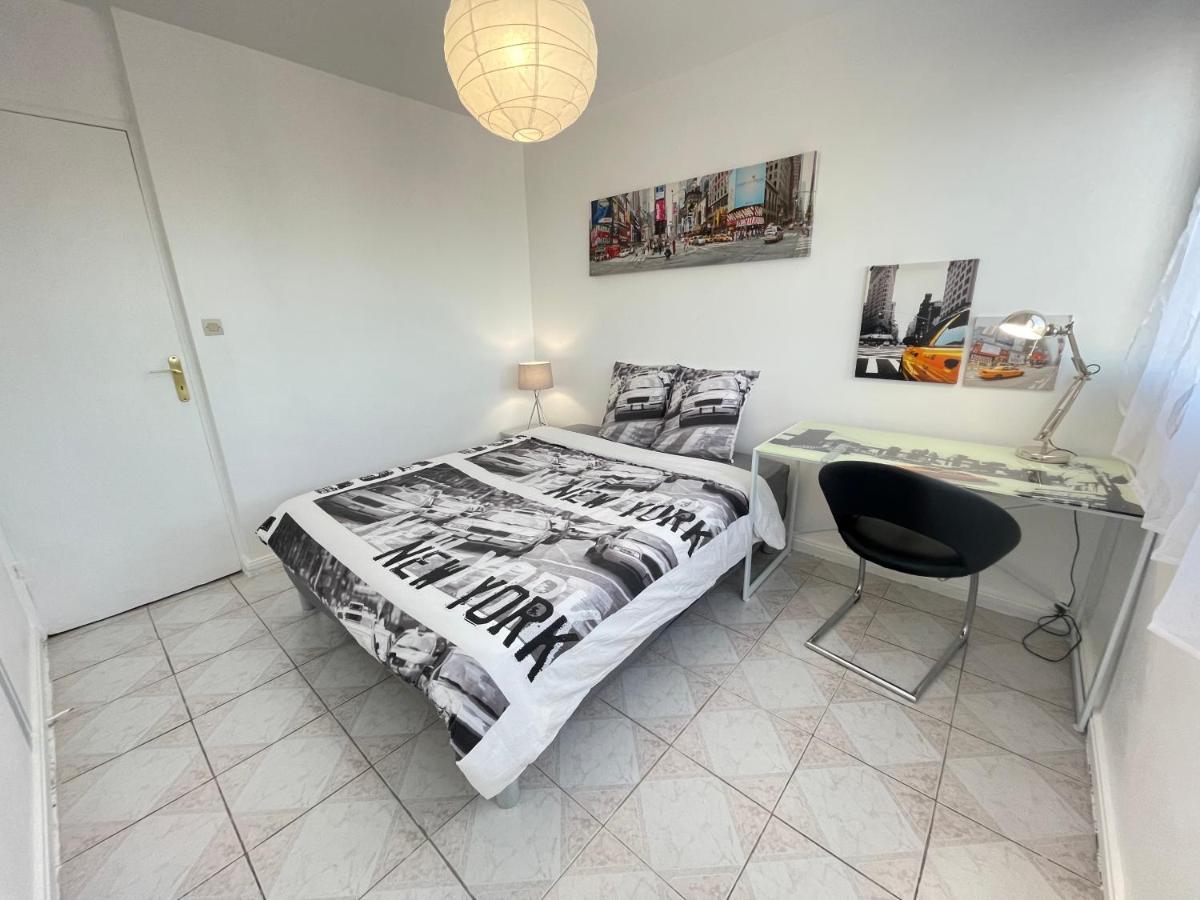 Chambre Privee En Colocation Dans Un Appartement Au Centre De Rillieux La Pape Zewnętrze zdjęcie